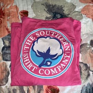 southern shirt co hooded pullover!!